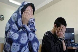 دلار تقلبی در بازار طلافروش‌ها پلیس را پای ماجرا آورد | سرقت عجیب زن و مرد جوان از طلافروشی ها +عکس