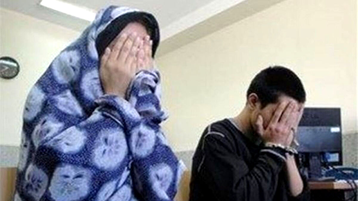 دلار تقلبی در بازار طلافروش‌ها پلیس را پای ماجرا آورد | سرقت عجیب زن و مرد جوان از طلافروشی ها +عکس