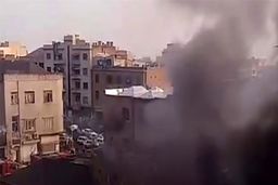 آتش سوزی وحشتناک در دروازه دولت تهران + فیلم