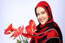 استقبال شاعرانه بهاره رهنما از دخترش | سلفی بهاره رهنما و دخترش در خودروی لاکچری + عکس