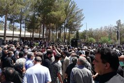 مراسم تشییع همسر و فرزند مجری مشهور +عکس