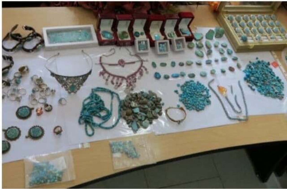 انتقام زن نظافتچی از پسر صاحبخانه/سرقت عتیقه های میلیاردی +عکس