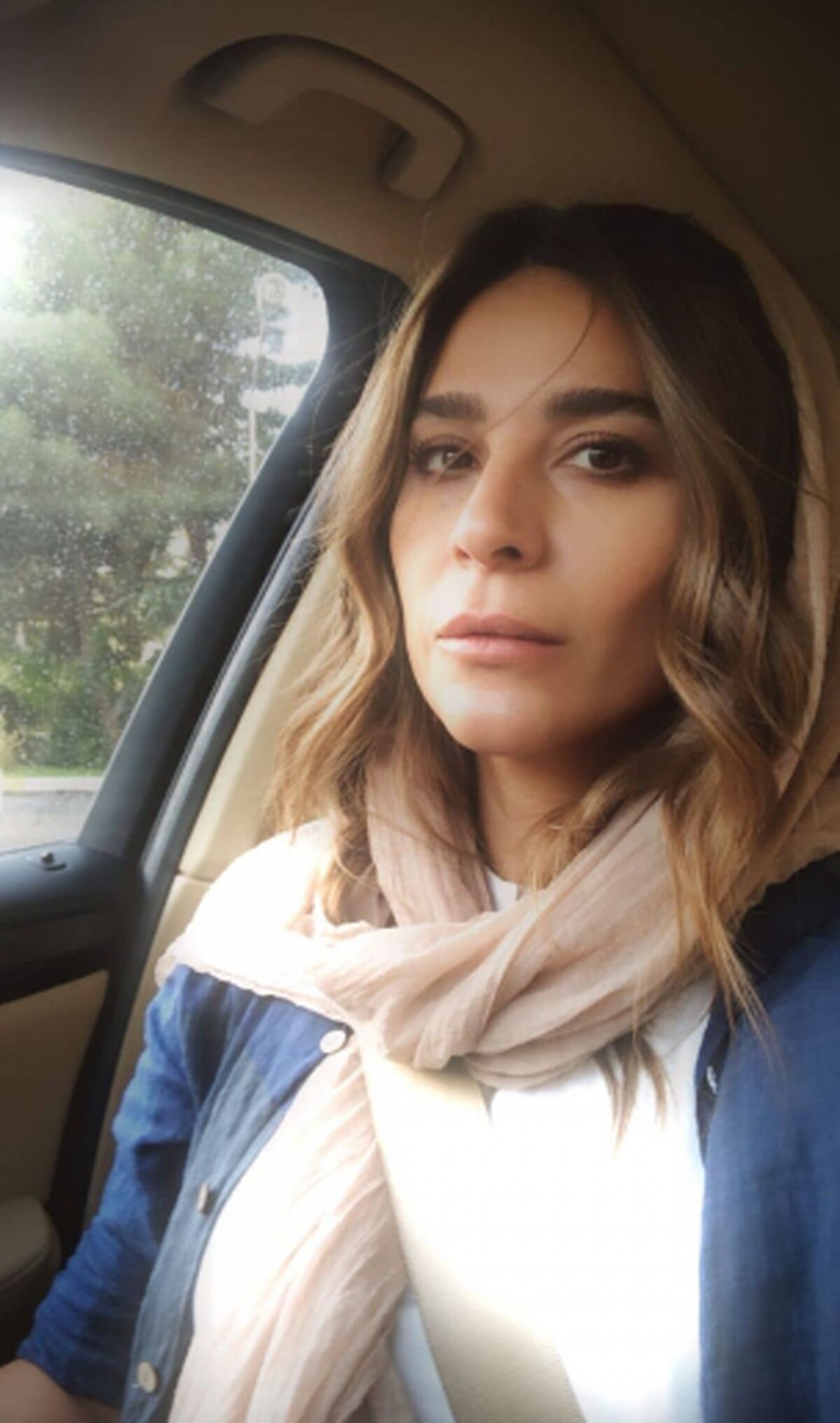 دعوای سحر دولتشاهی با راننده تاکسی +عکس