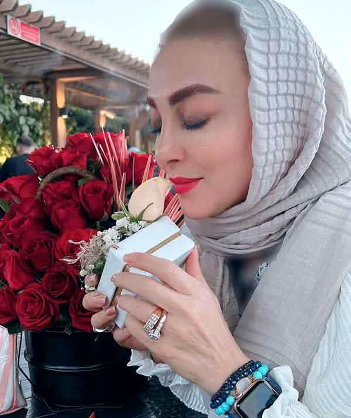 ژیلا صادقی سر سفره عقد + عکس