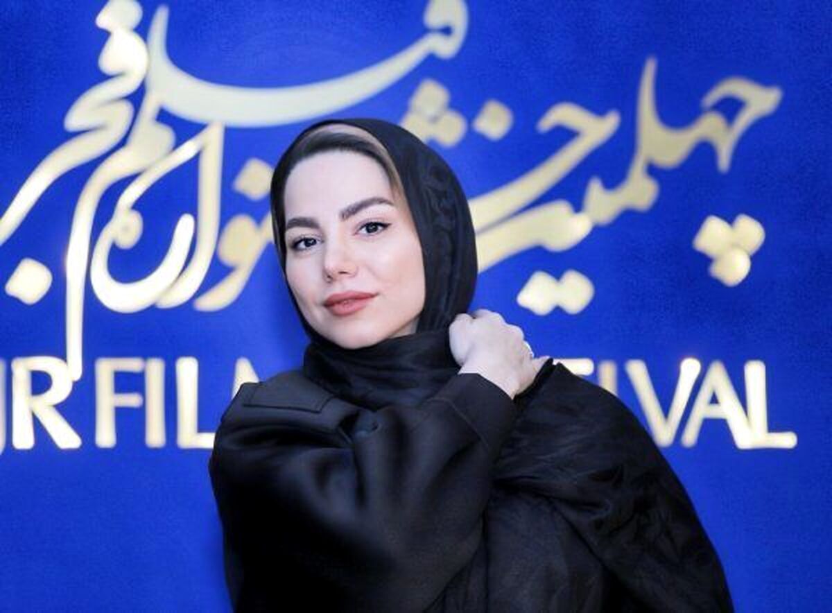 کُری سنگین مجری زن تلویزیون: بردن استقلال بی‌مزه شده!