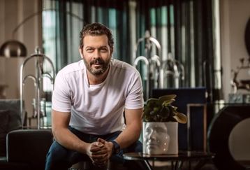 تیپ با کلاس پژمان بازغی در جشن عروسی بازیگر مشهور | ویدئو جالب از جشن عروسی باشکوه آقای بازیگر + فیلم