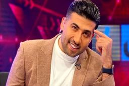 جنجال جدید مجری اخراجی تلویزیون | دردسر یک نخ سیگار برای مجتبی پوربخش