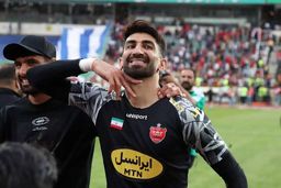 فیلم جنجالی از افتتاحیه رستوران علیرضا بیرانوند | بیرانوند هم قاطی لاکچری ها شد + فیلم