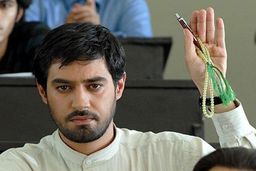 سینه زنی شهاب حسینی در هیئت امام حسین (ع) غوغا به پا کرد