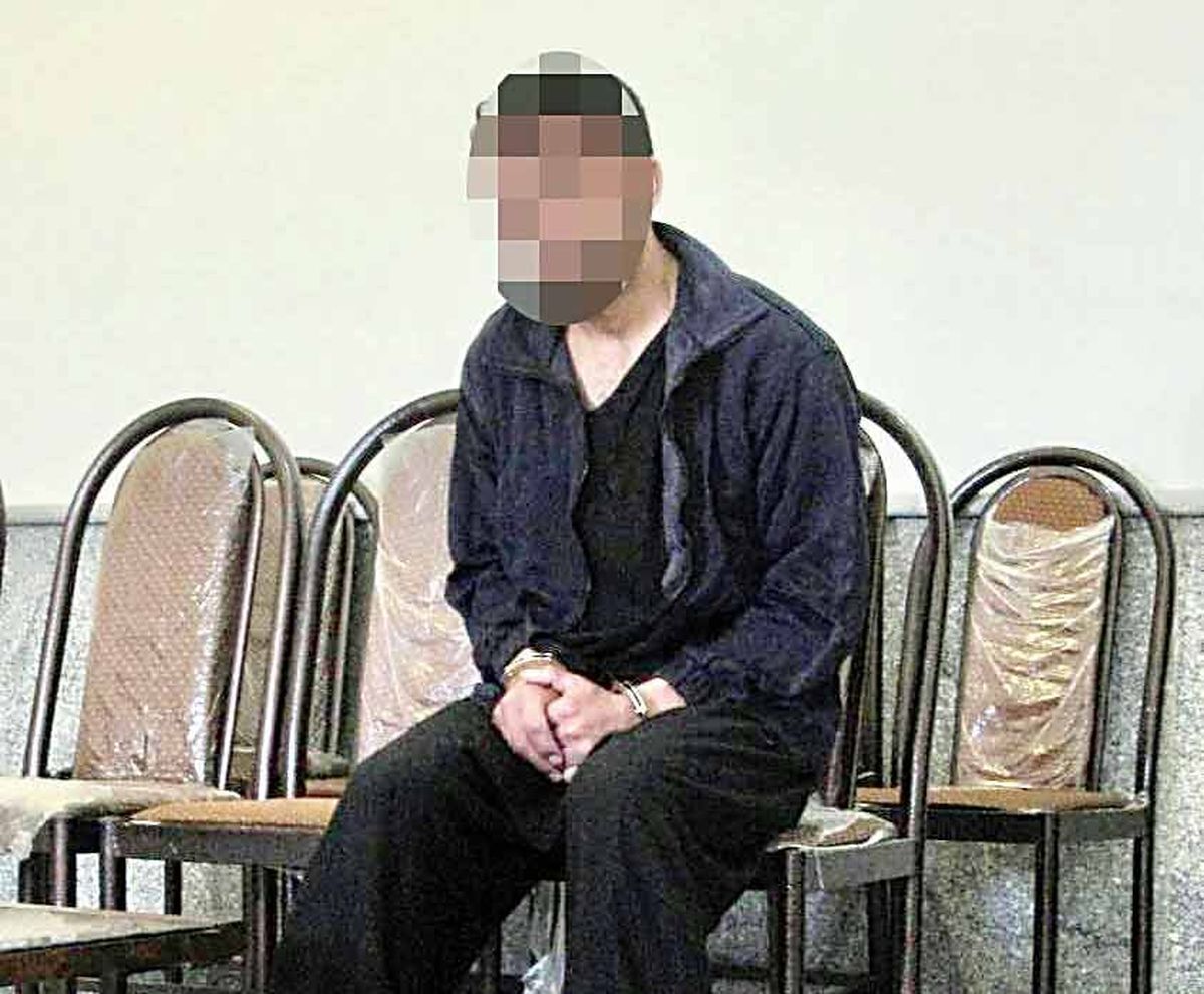 درگیری خونین مقابل دادگاه خانواده | چاقو زدن به همسر مقابل دادگاه خانواده 