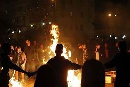 تصاویر دلخراش؛ ناراحتی قلبی دارید نبینید | لحظه انفجار نارنجک در دست پسر جوان 