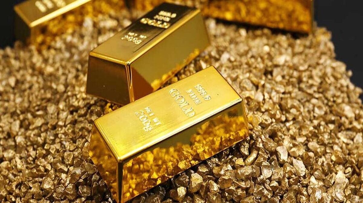 قیمت دلار و یورو ۳۰ خرداد/ طلا و سکه تغییر مسیر دادند