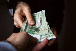  کارمندان مستاجر از این بانک وام بگیرند | شرایط دریافت وام 30 میلیونی مسکن