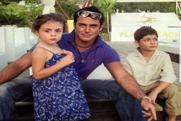 پدر پولدار محمدرضا گلزار چه جشن تولدی براش گرفت/شباهت عجیب محمدرضا گلزار به جوانی های پدرش! +عکس خبرساز