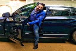 اتفاق عجیب در فرودگاه برای بهرام رادان | بهرام رادان هنگام خروج از کشور از فرودگاه بازگردانده شد +فیلم