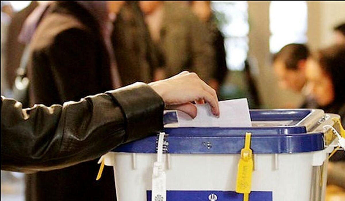 ثبت نام کاندیدای انتخابات با تخم مرغ! + عکس لو رفته