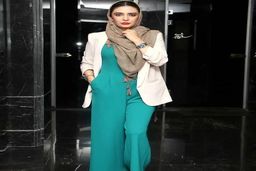 شوکه شدن لیندا کیانی روی آنتن زنده تلویزیون | هدیه عجیب صدا و سیما برای لیندا کیانی +فیلم جنجالی