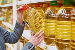 قیمت روز روغن مایع در فروشگاه ها | برای خرید روغن جامد چقدر باید هزینه کرد ؟ 
