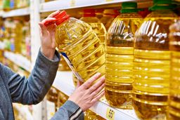 قیمت روز روغن مایع در فروشگاه ها | برای خرید روغن جامد چقدر باید هزینه کرد ؟ 