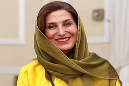 تصویری از عروس خارجی و نوه فاطمه معتمدآریا ویرال شد | نوه فاطمه معتمدآریا شبیه کیه؟