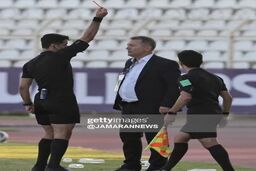 لحظه اخراج دراگان اسکوچیچ مقابل لبنان +عکس