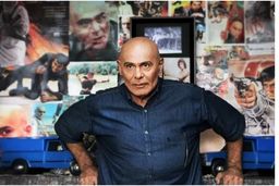 جمشید هاشم پور همه را شگفت زده کرد!/  تزریق ژل به لبهای آقای سوپراستار +عکس