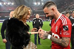 اتفاق غیرمنتظره دربی جنجالی | خواستگاری یک بازیکن از دختر مورد علاقه‌اش 