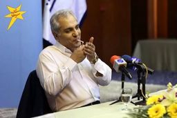 خروج جنجالی مهران مدیری از دادسرا با صورت خونی ! | مهران مدیری برای همیشه از ایران رفت + عکس جنجالی