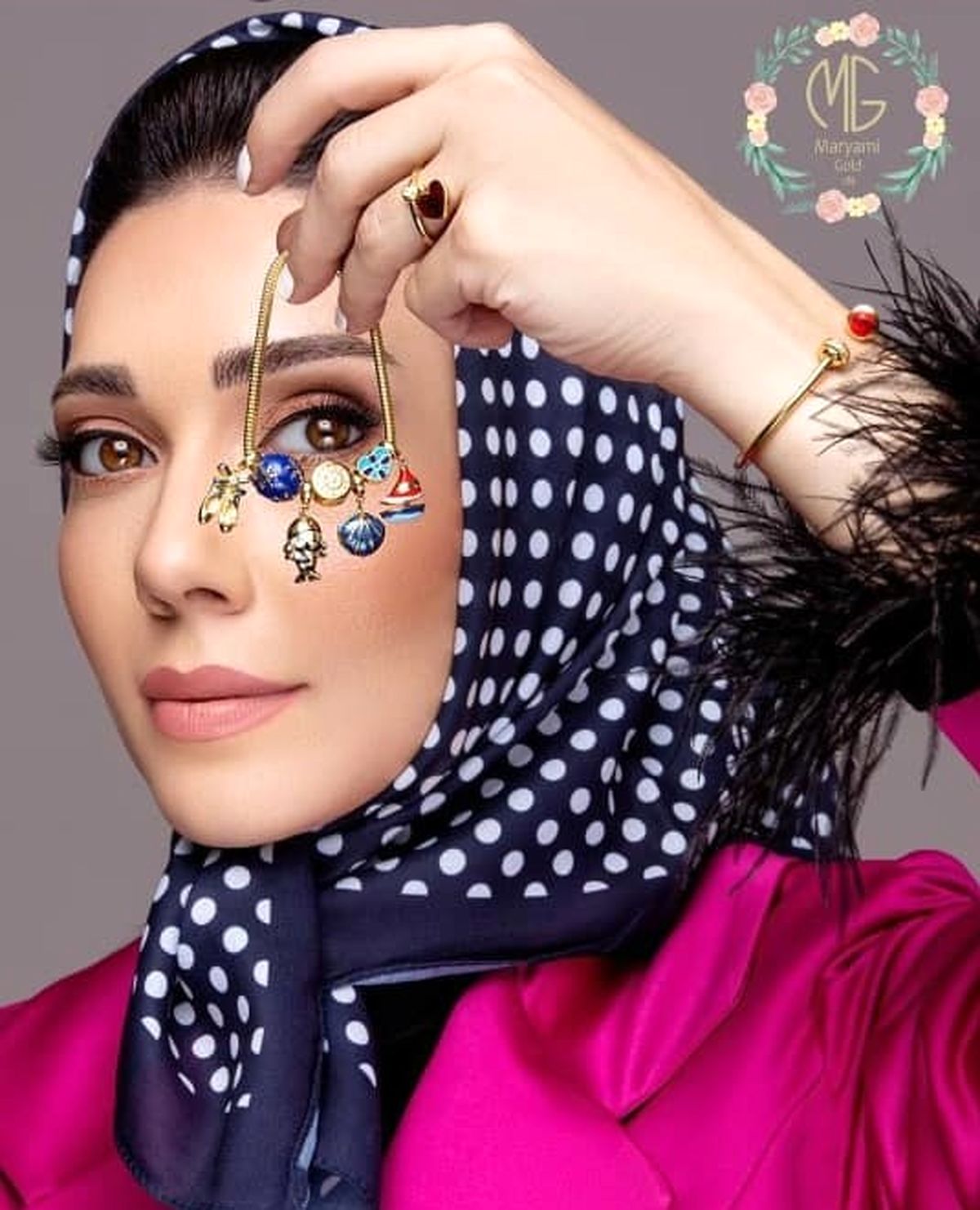 جذاییت دو چندان شهرزاد کمال زاده با لباس هندی | غافلگیری مردم با دیدن عکس جدید شهرزاد کمال زاده + عکس