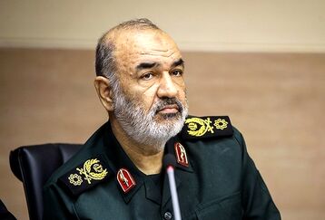 شهید حجازی در سختی‌های نبرد آرامشش را از دست نمی‌داد
