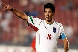 برخورد عجیب علی دایی با طرفدارانش پربازدید شد +فیلم