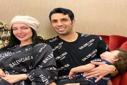 لباس سیندرلایی زن سپهر حیدری در لاکچری ترین کشتی دبی | زن سپهر حیدری چقدر فخر فروشی میکنه! + عکس