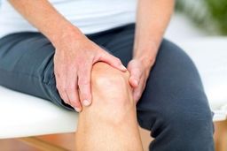 اگر درد مفاصل دارید این ویتامین ها را دریابید | هشدار؛ زیاده روی در این مکمل ها هم درد مفاصل دارد!