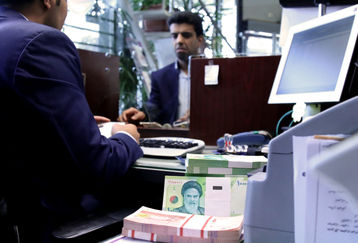 خبر خوش برای بازنشستگان متقاضی وام فوری | بدون ضامن وام 200 میلیونی بگیرید