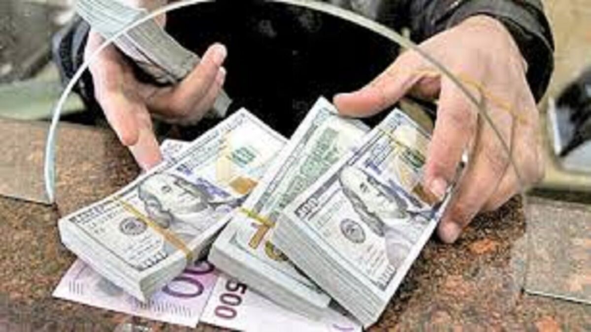 دلار ۱۰ هزار تومانی در راه است؟
