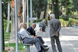 ۲ خبر خوش امروز ۱۷ بهمن درباره عیدی بازنشستگان | زمان و مبلغ  نهایی واریز عیدی به بازنشستگان تامین اجتماعی