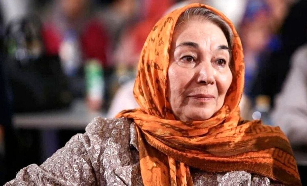 مراسم خاکسپاری پروانه معصومی در فرحزاد | فقط سه هنرمند حضور یافتند + عکس