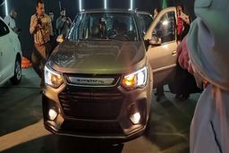 سورپرایز جدید سایپا برای متقاضیان خودرو | با خرید این خودرو نصف قیمت سود کنید +عکس ساندروی ایرانی