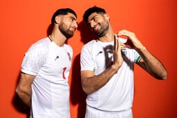 شوخی و ژست‌های خاص مهدی طارمی در پرتره FIFA