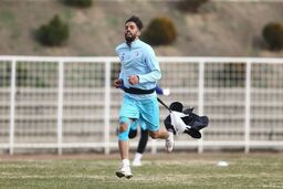 مچ گیری از بازیکن استقلال در تمرین / دردسربزرگ برای رضاوند!