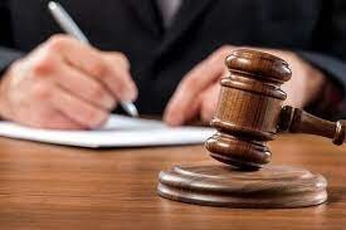 حکم خبرساز دادگاه/قاضی، مشروب متهم را پس داد+عکس