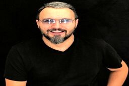 استوری کامبیز دیرباز در واکنش به داوری‌ها  +عکس