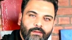 عکس های خاص احسان علیخانی و رفیق صمیمی اش در مسکو | روسیه گردی احسان علیخانی وقتی کچل بود + عکس