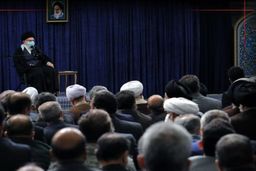 بیانات رهبر انقلاب درباره‌ کشف حجاب برخی افراد