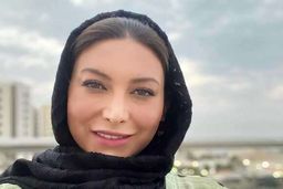 فریبا نادری با چهره جدید به استقبال سال نو رفت!/تغییر 180 درجه ای خانم بازیگر!+عکس