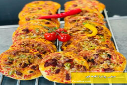 شام  ساده و فوری برای طرفداران پیتزا | طرز تهیه مینی پیتزای تابه‌ای