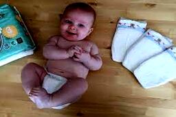  با یارانه چند بسته پوشک بچه می توان خرید؟