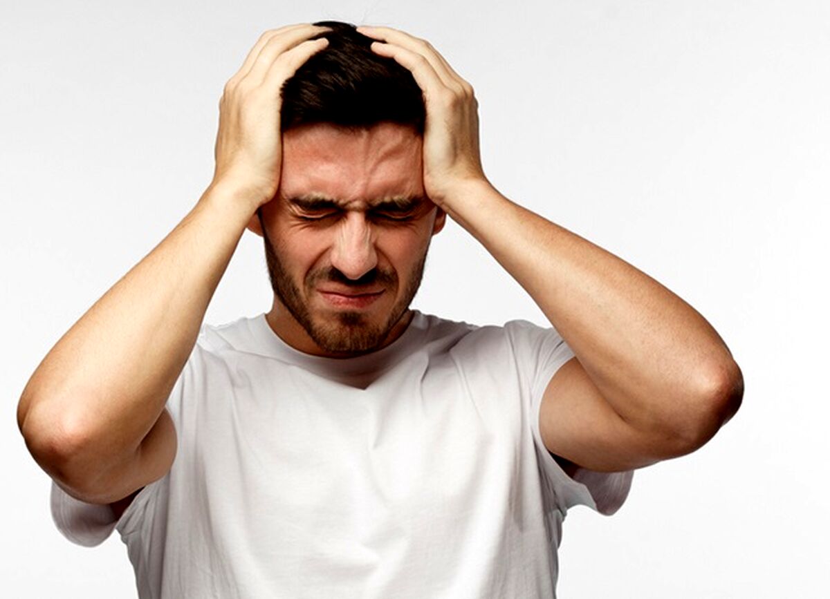 علائم میگرن چیست؟