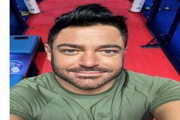 شباهت عجیب و شگفت انگیز داداش محمدرضا گلزار به خودش + عکس