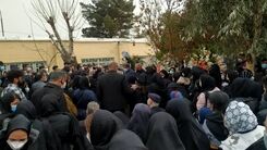 اولین تصاویر از آغاز مراسم تدفین زهره فکورصبور 